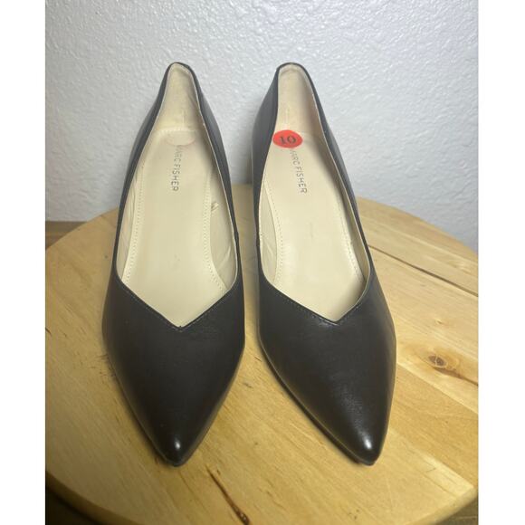 Marc Fisher Black Pointed Toe Block Leather Heels Classic size 10 - Picture 3 of 8